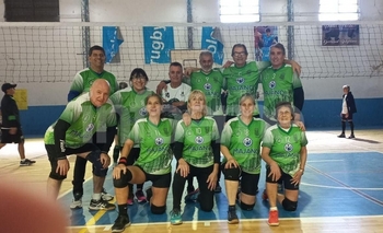 Los Lobos se presentaron en General Belgrano Imagen de la nota: Los Lobos se presentaron en General Belgrano