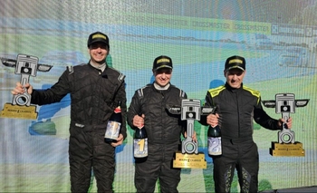 Villamayor logró su primer triunfo en el 4000 argentino Imagen de la nota: Villamayor logró su primer triunfo en el 4000 argentino