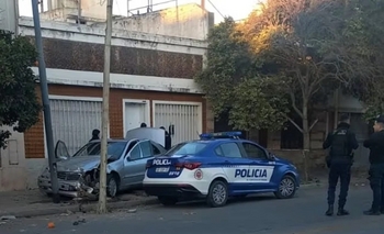 Imagen de la nota: Accidente fatal en Capital: un hombre de 69 años murió tras chocar un poste mientras iba a trabajar