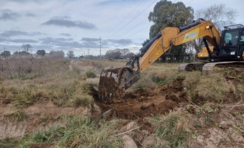 Realizaron mantenimiento de caminos en la zona de  Imagen de la nota: Realizaron mantenimiento de caminos en la zona de