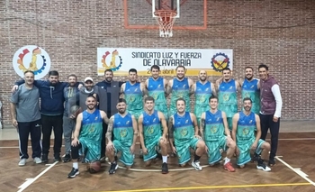 Imagen de la nota:  Maxiliga: ganó Luz y Fuerza y se extendió la Final del Apertura