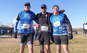 Olavarrienses en la “Media Maratón de las Sierras” Imagen de la nota: Olavarrienses en la “Media Maratón de las Sierras”