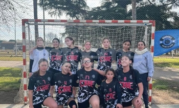 Handball: Estudiantes jugó otra fecha del Torneo Apertura Imagen de la nota: Handball: Estudiantes jugó otra fecha del Torneo Apertura