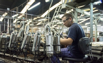 Imagen de la nota: La industria volvió a caer en mayo: se desplomaron 14 de 16 sectores 