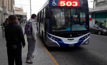 Imagen de la nota: No habrá transporte urbano durante el partido Argentina - Inglaterra