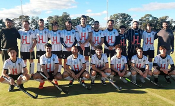Imagen de la nota: Hockey: los equipos del “Bata” jugaron como visitantes