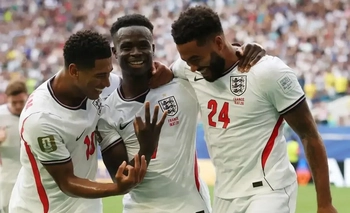 Imagen de la nota: Inglaterra se subió al podio en el Mundial