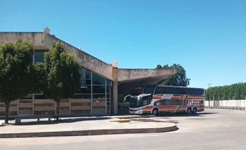 Imagen de la nota: Prorrogan la circulación de colectivos de larga distancia modelo 2012
