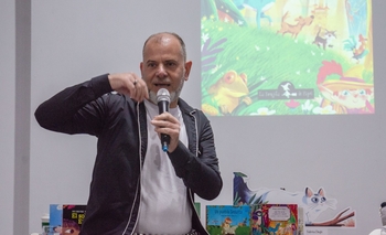 Imagen de la nota: Distinción para Diego Rojas por la difusión de la lectura y los libros 