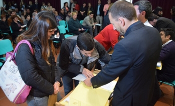 Imagen de la nota: Más de 200 familias de la Ciudad firmaron sus escrituras