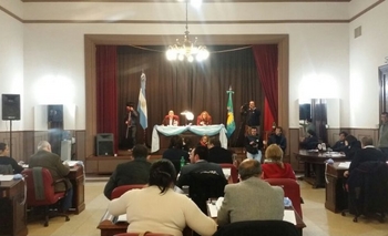 Concejales piden a diputados tratar aumentos en servicios Imagen de la nota: Concejales piden a diputados tratar aumentos en servicios