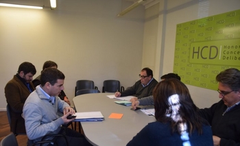 Imagen de la nota: Siguen las reuniones por la pirotecnia