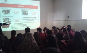 Imagen de la nota: Charlas sobre educación vial a estudiantes