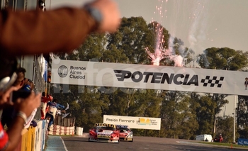 Imagen de la nota: 80 años, 1000 kilómetros y 80 imágenes de la fiesta del TC