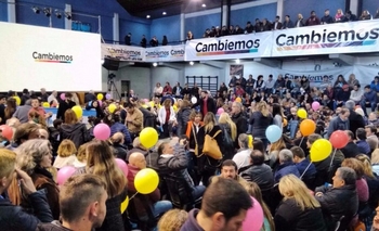 Imagen de la nota: Azul recibe a Mauricio Macri y la Gobernadora Vidal 