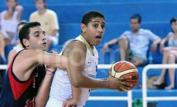 Imagen de la nota: Petrolero sumó a Merchant y Olavarría otro jugador al TNA