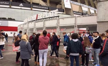 Imagen de la nota: Evacuaron el Monumental tras amenaza de bomba