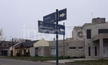 Imagen de la nota: Sentido único en calle Lebensohn