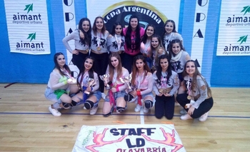 Imagen de la nota: Destacadas actuaciones de bailarinas locales