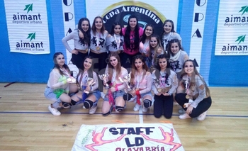 Imagen de la nota: Destacadas actuaciones de bailarinas locales