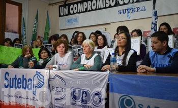 Imagen de la nota: Alto nivel de adhesión en la segunda jornada de paro docente