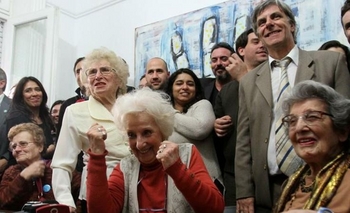 Abuelas confirmaron la restitución del nieto 130 Imagen de la nota: Abuelas confirmaron la restitución del nieto 130