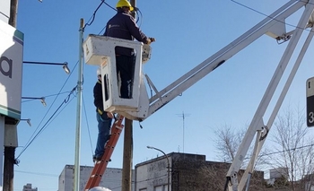 Instalaron más cámaras de seguridad en la Ciudad Imagen de la nota: Instalaron más cámaras de seguridad en la Ciudad