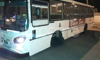 Imagen de la nota: Se le salió una rueda y quedó en medio de la avenida