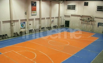 Imagen de la nota: La Sociedad de Fomento Mariano Moreno tiene nuevas luminarias