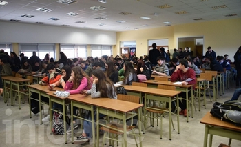 Imagen de la nota: En medio del paro, universitarios realizaron una asamblea