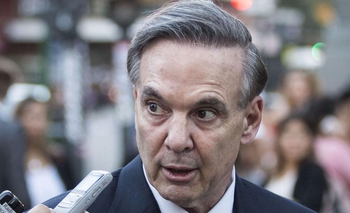 Imagen de la nota: Por razones de salud Miguel Ángel Pichetto no presentará su libro