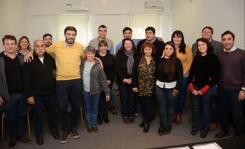 Imagen de la nota: Entregaron 8 microcréditos a emprendedores locales