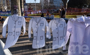 Imagen de la nota: Paro nacional por agresiones a docentes en Chubut