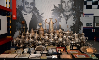 Imagen de la nota: Valiosos premios de los Emiliozzi donados al Museo 