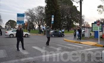 Imagen de la nota: Unidad Ciudadana: banderazo y panfletada en la ciudad