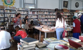 Imagen de la nota: Feria de libros usados en la Biblioteca 1° de Mayo
