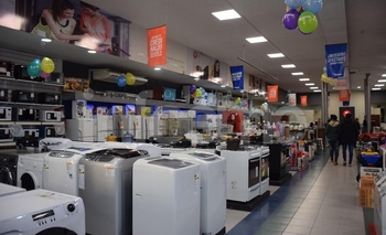 Imagen de la nota: El dólar y la incertidumbre en casas de electrodomésticos