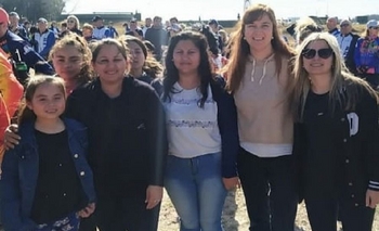 Grupo Kiwewn cuestionó a candidatos: “fueron para la foto” Imagen de la nota: Grupo Kiwewn cuestionó a candidatos: “fueron para la foto”