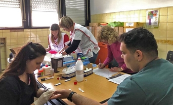 Imagen de la nota: Exitosa campaña de detección gratuita de Hepatitis C