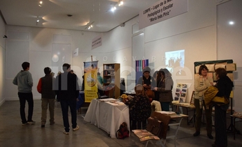 Imagen de la nota: Buen marco de público en el segundo día de la Muestra