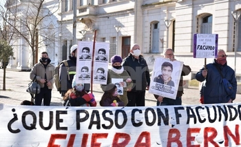 Olavarrienses pidieron justicia por Facundo Astudillo Castro Imagen de la nota: Olavarrienses pidieron justicia por Facundo Astudillo Castro