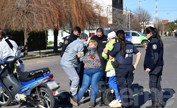 Dos personas heridas tras un choque entre una moto y una bicicleta ...