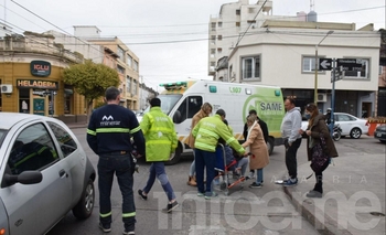 Imagen de la nota: Una mujer terminó en el hospital tras ser embestida
