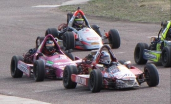 Imagen de la nota: La “Promo” del Centro y la Fórmula Azul corrieron en La Bota