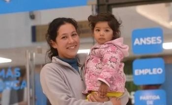 Imagen de la nota: Asignaciones familiares por hijo: anunciaron un aumento de 20 mil pesos 