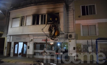 Imagen de la nota: Se incendió un departamento en pleno centro