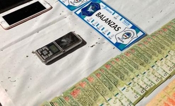 Allanan dos viviendas: secuestran droga y detienen a una mujer Imagen de la nota: Allanan dos viviendas: secuestran droga y detienen a una mujer