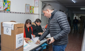 Francisco González emitió su votó: “Hoy celebramos una fiesta de la democracia” Imagen de la nota: Francisco González emitió su votó: “Hoy celebramos una fiesta de la democracia”