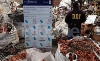 Además de la placa de San Martín, encontraron cables robados a El Fortín Imagen de la nota: Además de la placa de San Martín, encontraron cables robados a El Fortín