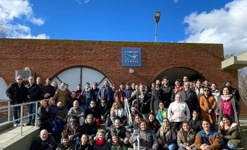 Imagen de la nota: Trabajadores del CONICET Tandil de la UNICEN se reunieron para debatir el futuro 